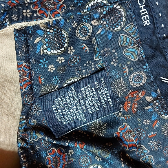 Pants - Picture 5 of 6